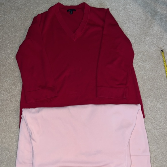 2 Lands End V Neck Sweaters - Freshly Laundered - Picture 2 of 14